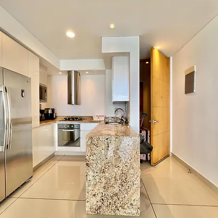 Piso 26 Bocagrande Apartamento *